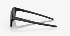 OAKLEY LATCH Matte Black 14 OAKLEY LATCH Matte Black -Snowboard Gear Shop scherm afbeelding 2023 04 08 om 09.33.49