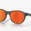 OAKLEY REEDMACE Polarized Matte Grey Smoke -Snowboard Gear Shop scherm afbeelding 2023 04 08 om 10.54.44