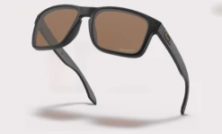 OAKLEY HOLBROOK Matte Black Polarized -Snowboard Gear Shop schermafbeelding 2021 03 09 om 15.00.12