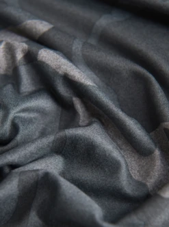 PEAK PERFORMANCE SPIRIT CREW MEN Tour Camo 11 PEAK PERFORMANCE SPIRIT CREW MEN Tour Camo -Snowboard Gear Shop schermafbeelding 2021 10 21 om 21.20.39