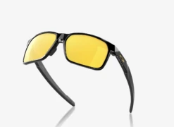 OAKLEY PORTAL X 24K POLAR Black -Snowboard Gear Shop schermafbeelding 2021 12 17 om 10.30.53