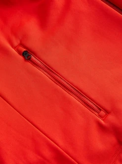 PEAK PERFORMANCE M RIDER ZIP HOOD Racing Red / The Alpine -Snowboard Gear Shop schermafbeelding 2022 09 17 om 10.48.37