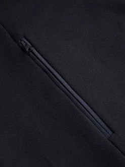 PEAK PERFORMANCE CHILL ZIP HOOD WOMEN Black -Snowboard Gear Shop schermafbeelding 2022 10 11 om 10.05.07